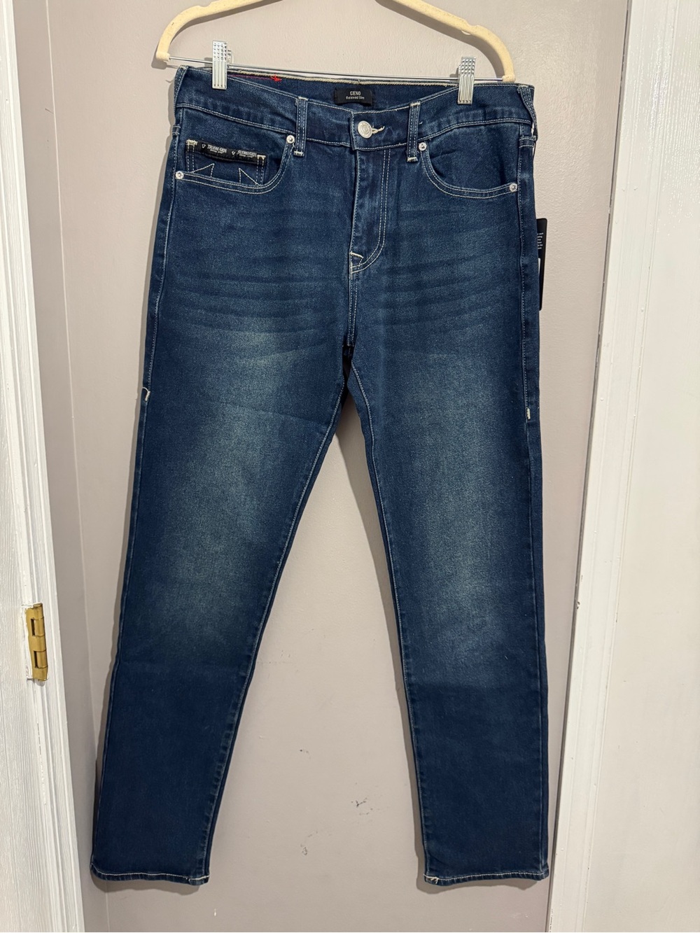 True Religion Geno Relaxed Slim Jeans Sz 32